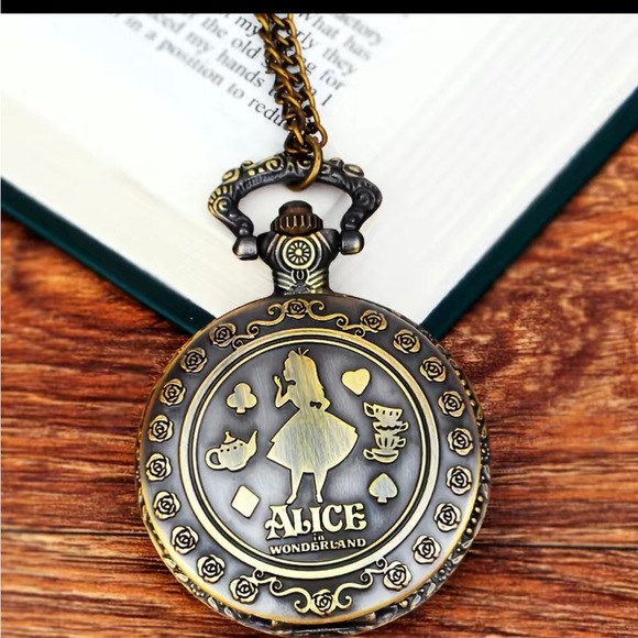 Other - NWT Alice in Wonderland Pocket Watch